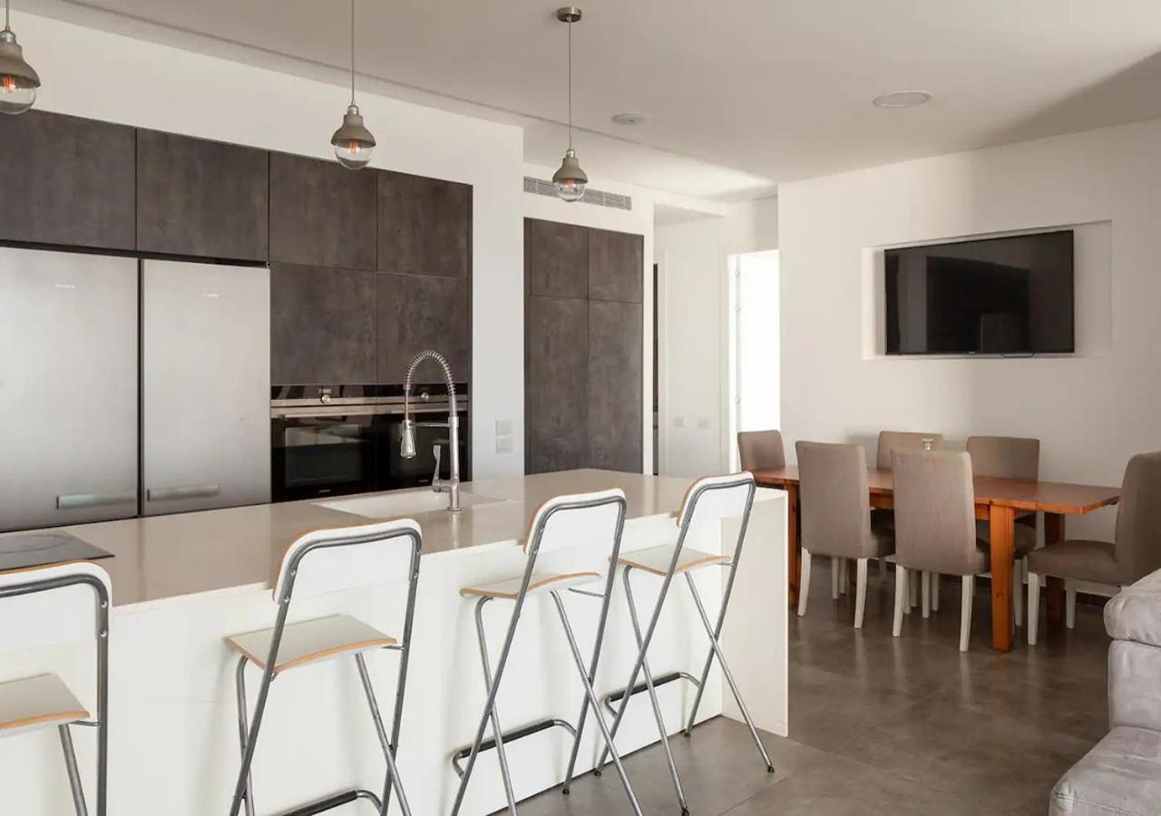 Apartament Oַ&O Group- Luxury Penthouse Jacuzzi Sea 36 Floor Bat Jam Zewnętrze zdjęcie