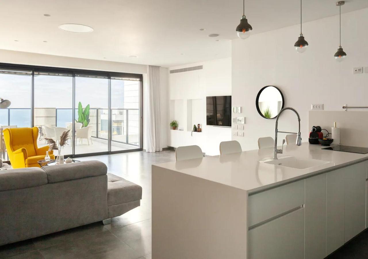 Apartament Oַ&O Group- Luxury Penthouse Jacuzzi Sea 36 Floor Bat Jam Zewnętrze zdjęcie