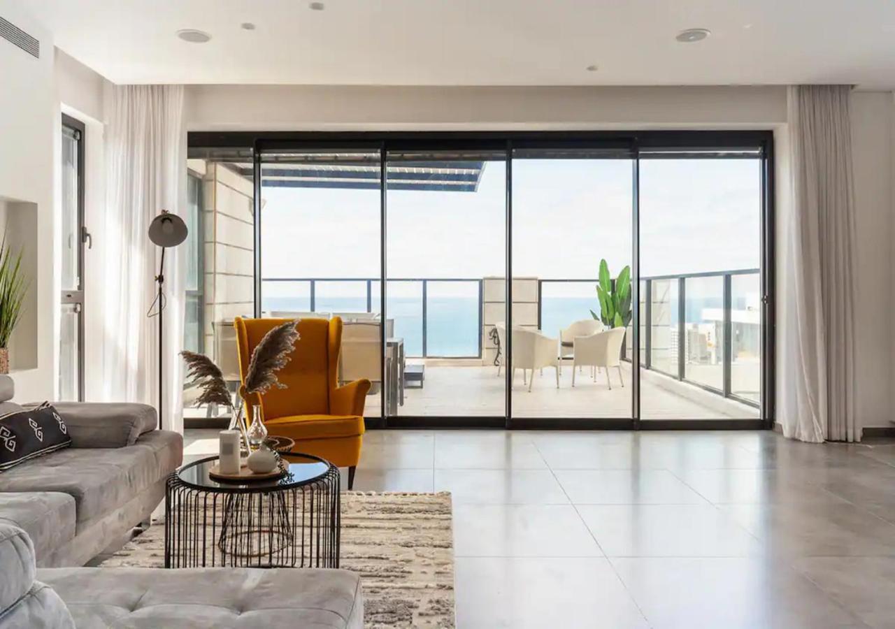 Apartament Oַ&O Group- Luxury Penthouse Jacuzzi Sea 36 Floor Bat Jam Zewnętrze zdjęcie